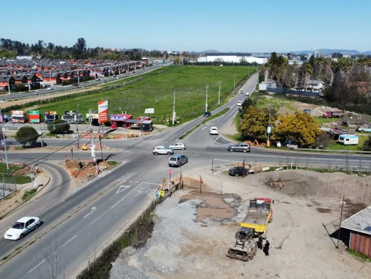 Instalación de semáforo permitirá facilitar el acceso a Bicentenario